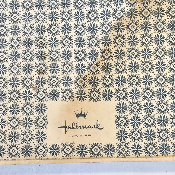 Vintage Hallmark Pop Up Christmas Card Santa Claus, Sleigh Chimney & Reindeer - Picture 12 of 16